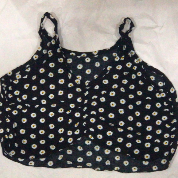 Dainty Daisy Top - Picture 2 of 3